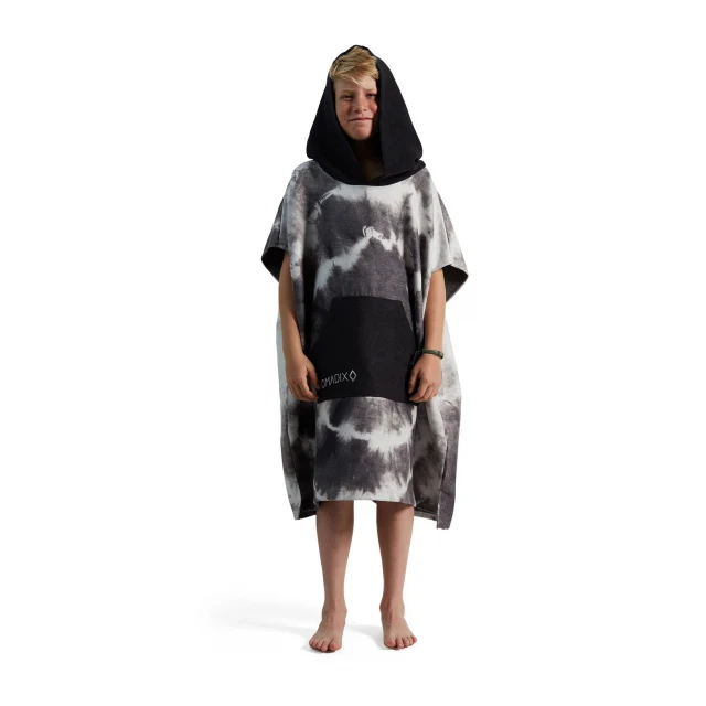 Changing Poncho - Image 19