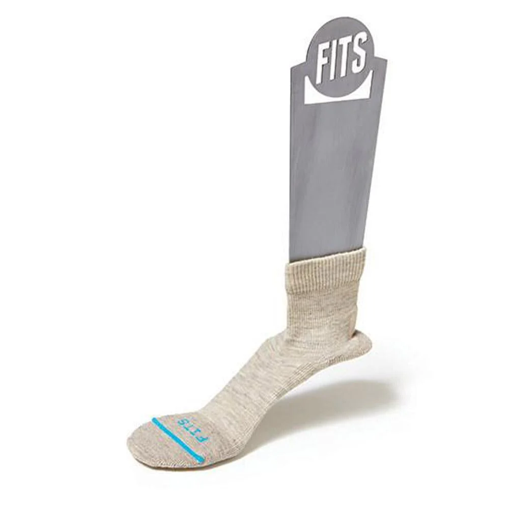 Light Hiker Quarter Socks - Image 9