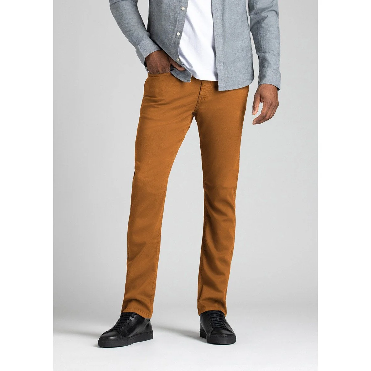 Men's No Sweat Pant Relaxed Taper - 32" Inseam - Image 4