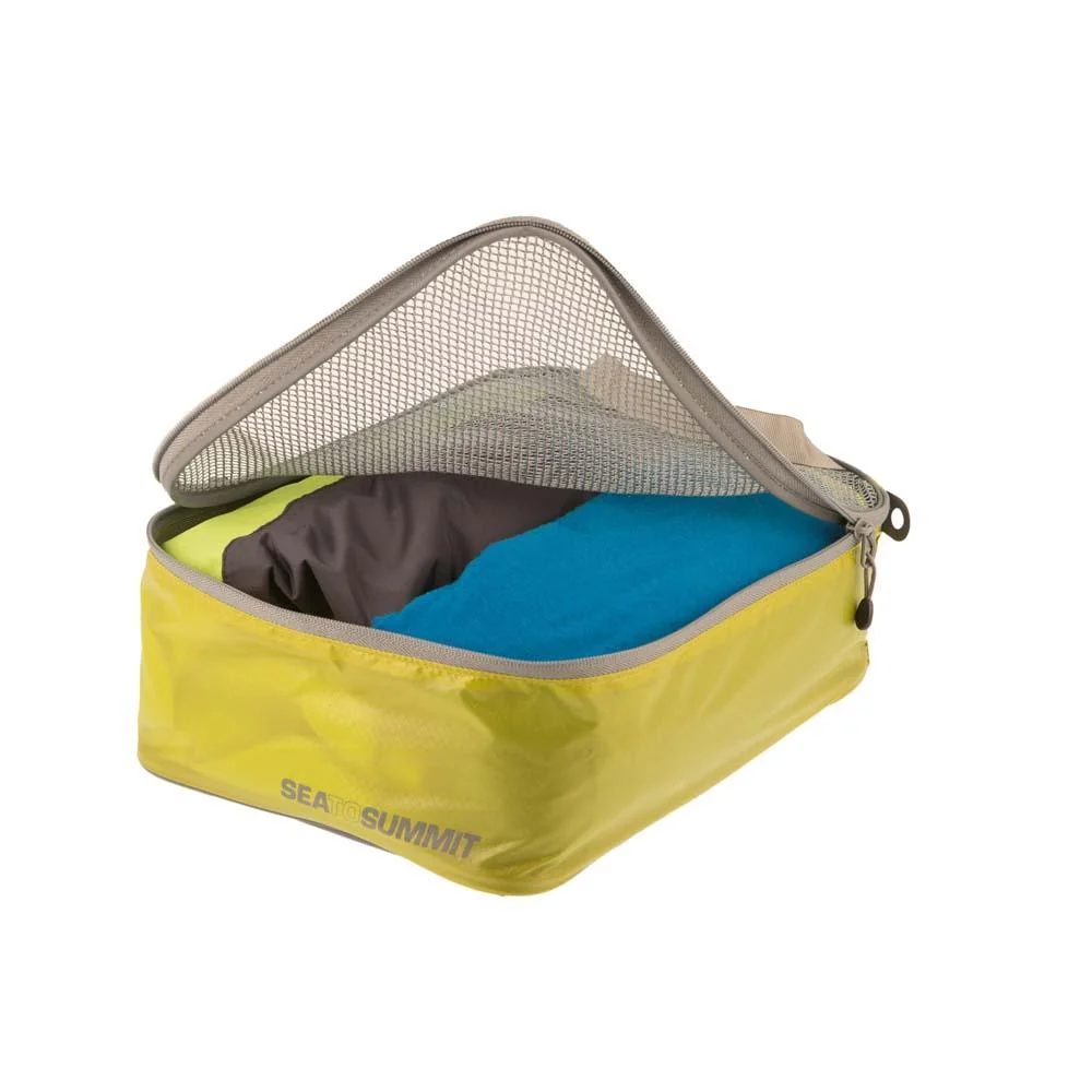 Travelling Light Garment Mesh Bag - Small - Image 2